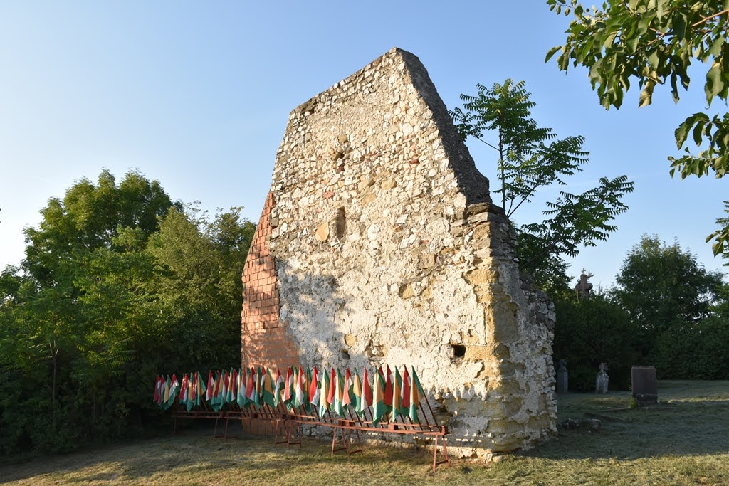Árpád-kori teplomrom